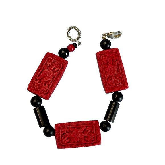 Vintage Asian Carved Red Cinnabar & Black Agate Beaded 8" Bracelet With Toggle C - Picture 5 of 5